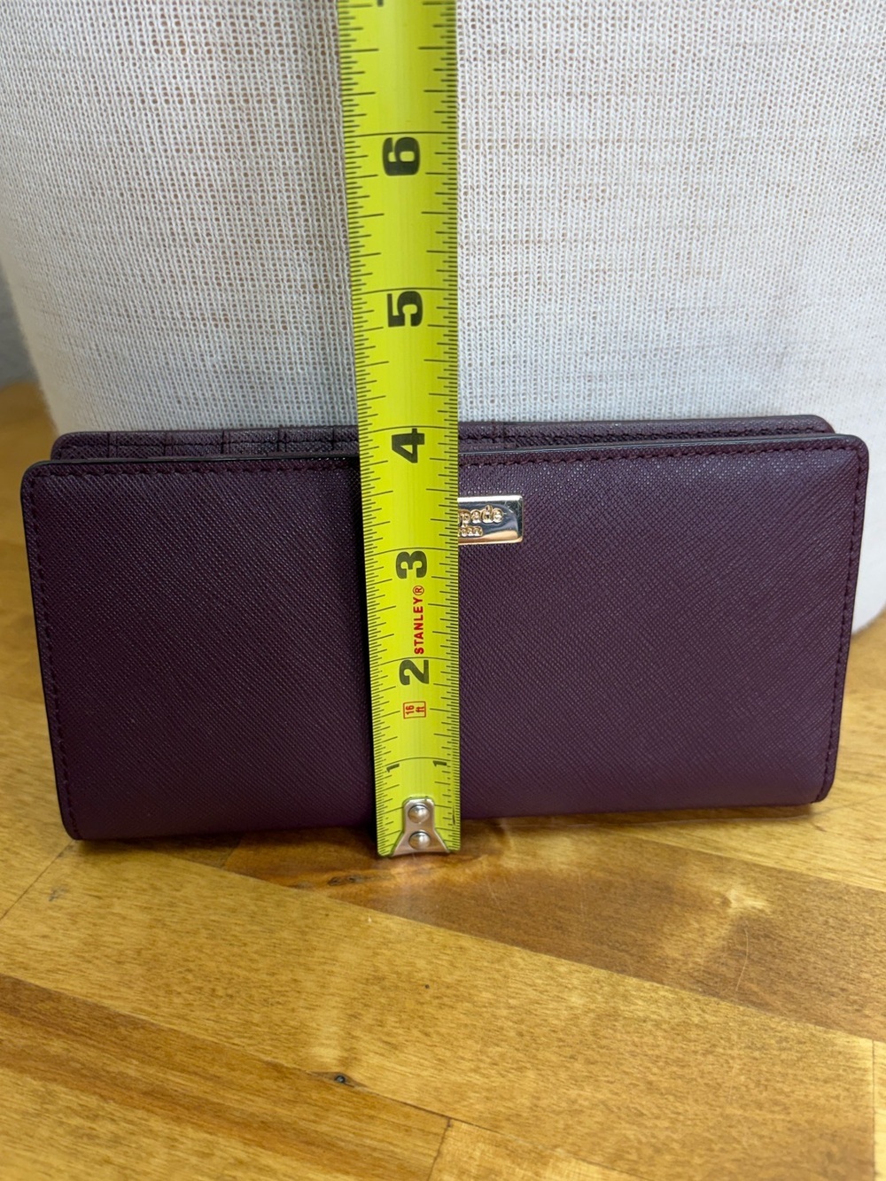 Kate Spade New York Plum Saffiano Leather Continental Wallet Gold Tone Zip - Picture 7 of 8